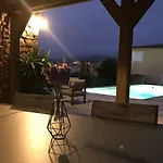 Au Pied Des Oliviers קלנצאנה