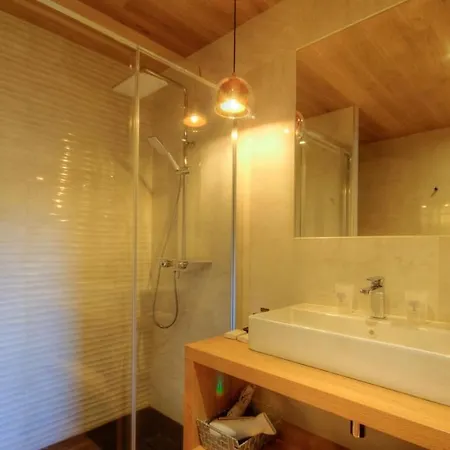 Alojamento de Acomodação e Pequeno-almoço Au Pied Des Oliviers