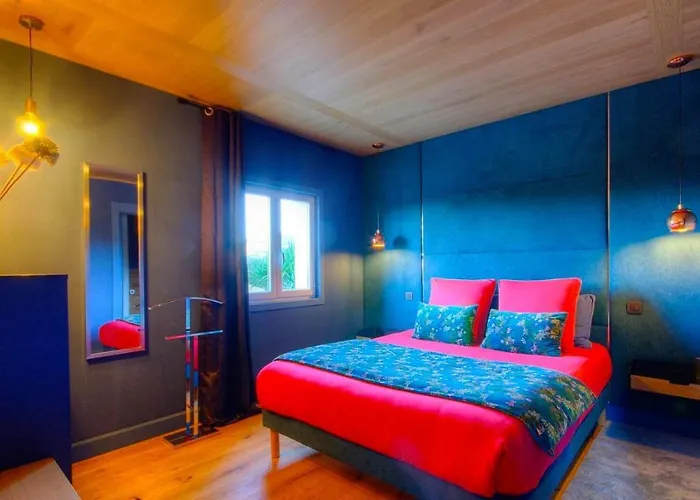 فندق مبيت وإفطار Au Pied Des Oliviers 3*